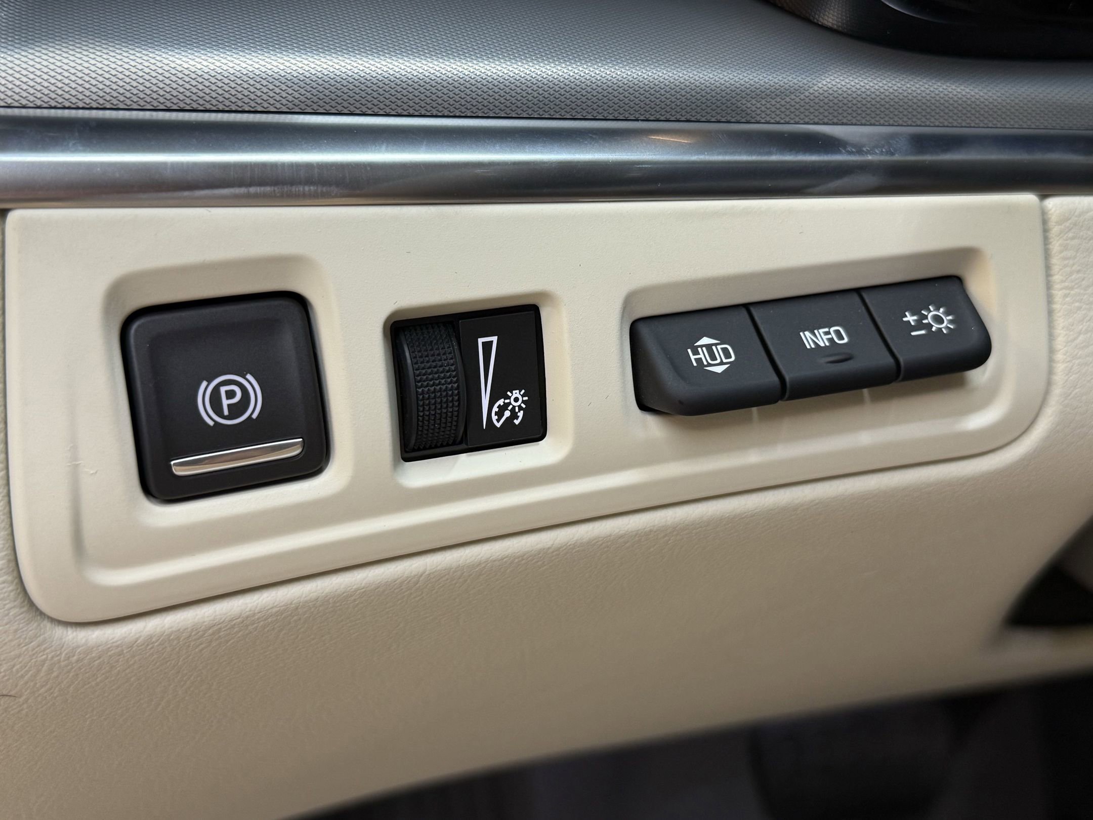 2025 Cadillac XT5 Premium Luxury photo 28