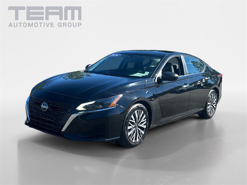 2024 Nissan Altima 2.5 SV photo 3
