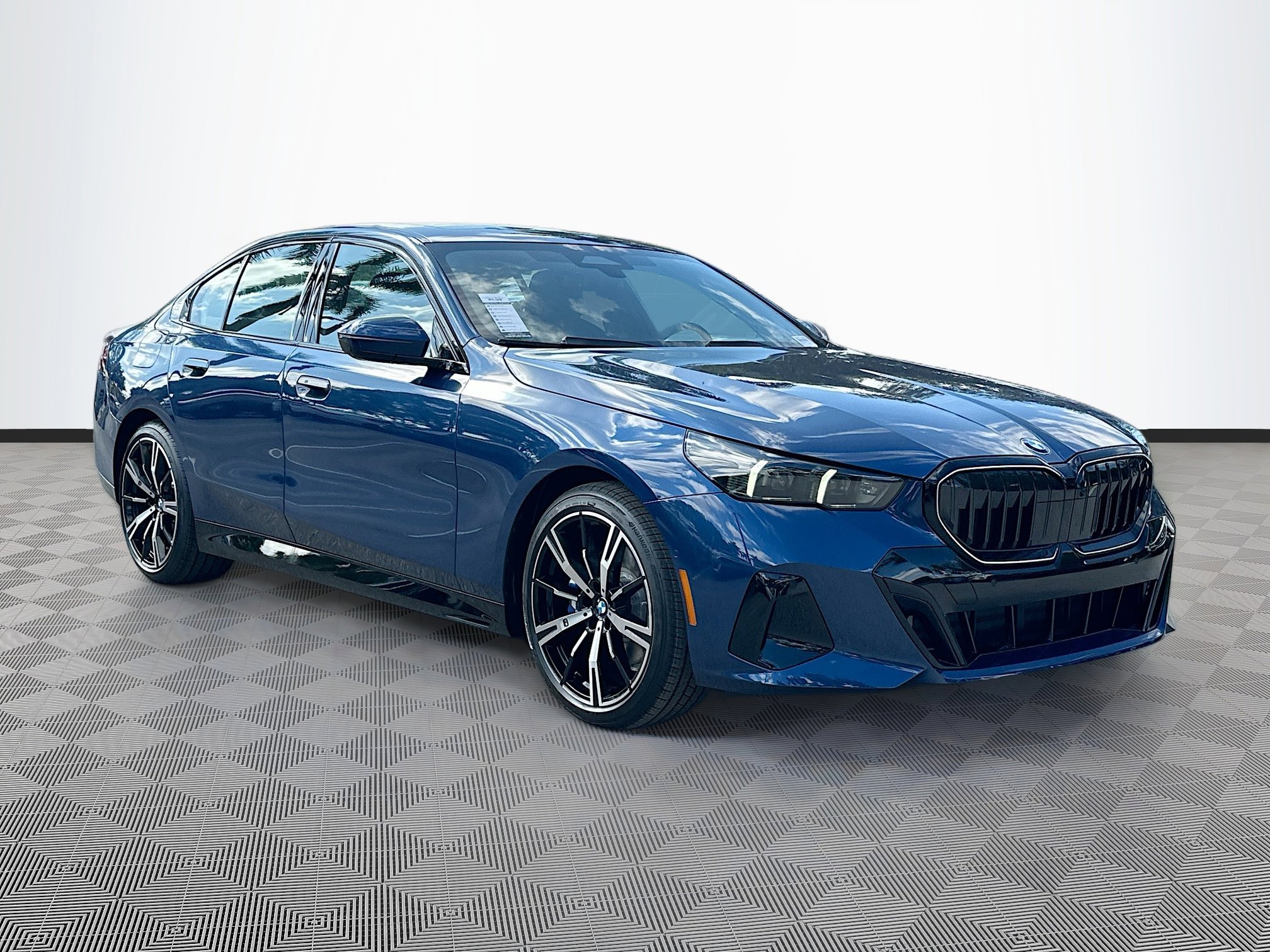 2026 BMW 5 Series 530i's photo