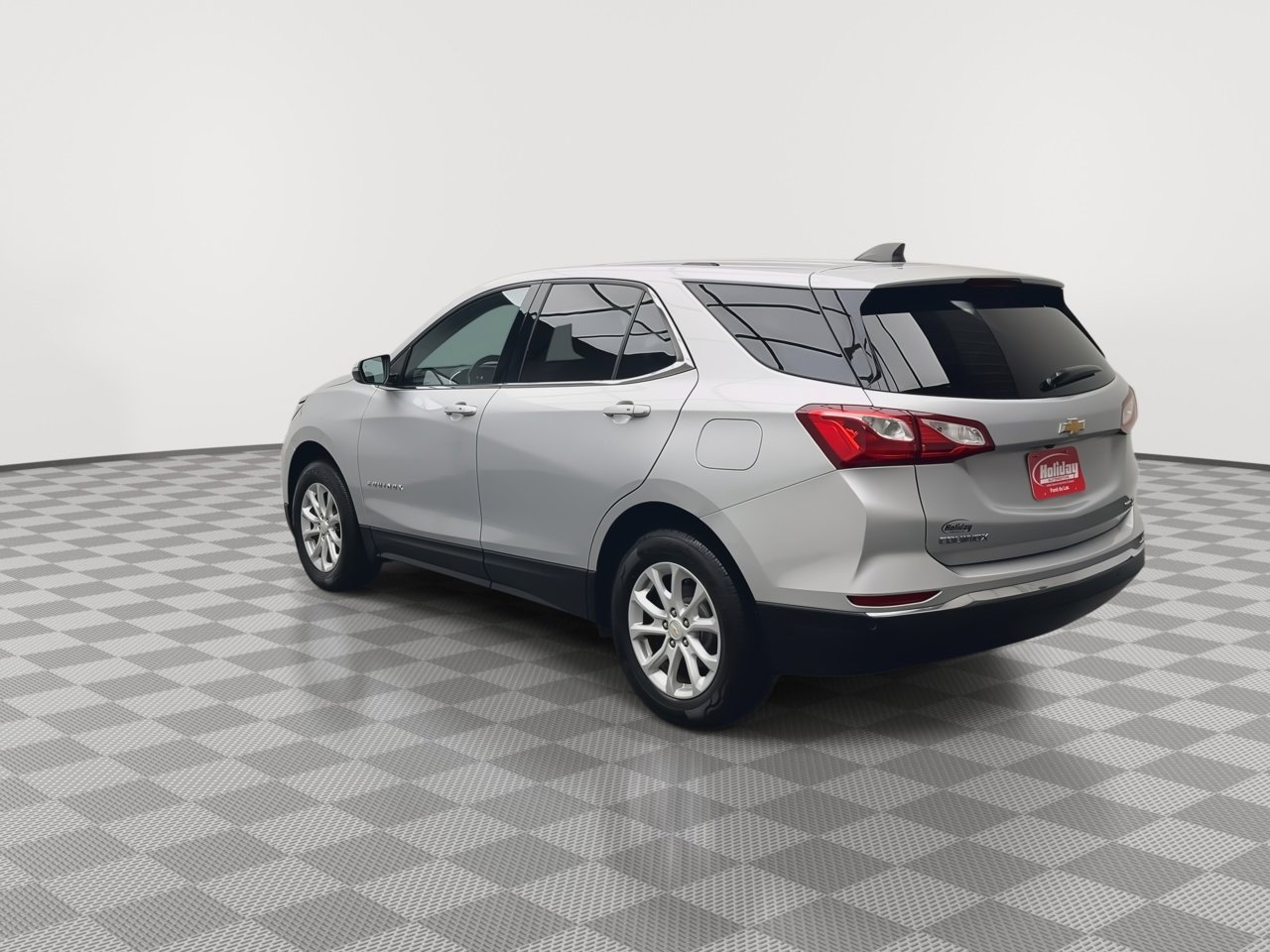 2019 Chevrolet Equinox LT photo 2