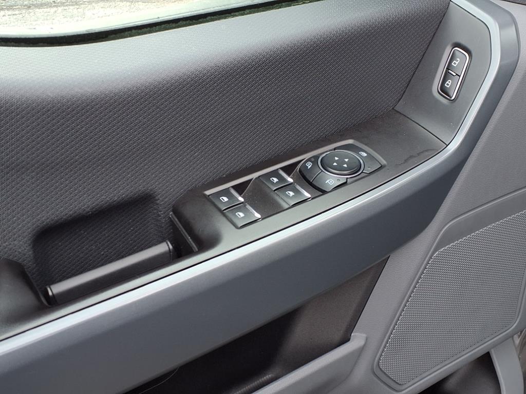 2023 Ford F-150 XLT photo 11