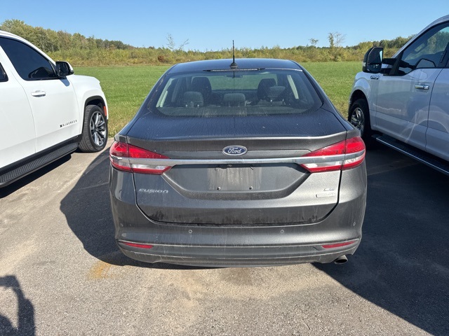 2018 Ford Fusion SE photo 9