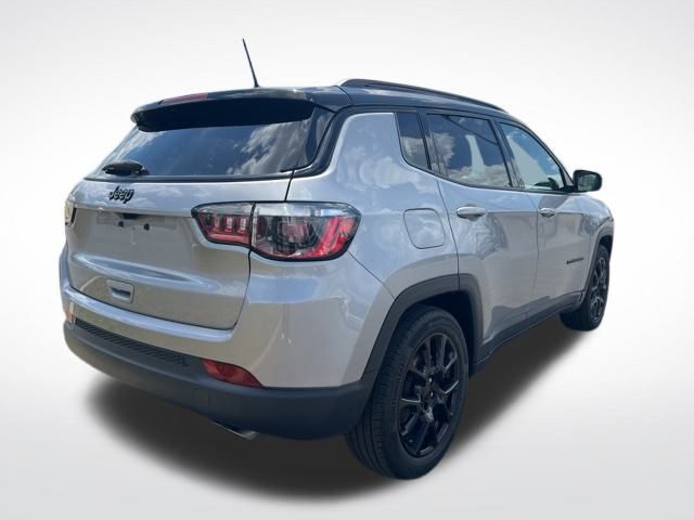 2022 Jeep Compass Altitude photo 4