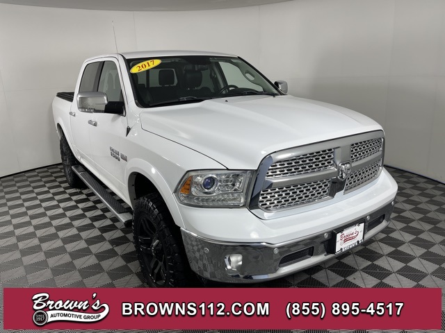 2017 RAM Ram 1500 Pickup Laramie's photo