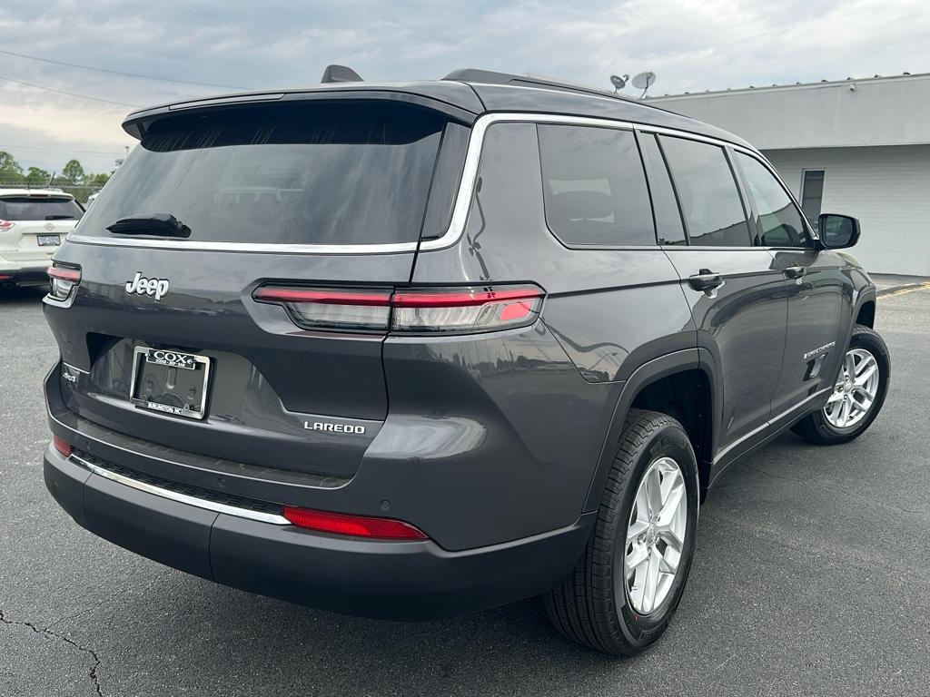 2025 Jeep Grand Cherokee Laredo X photo 9