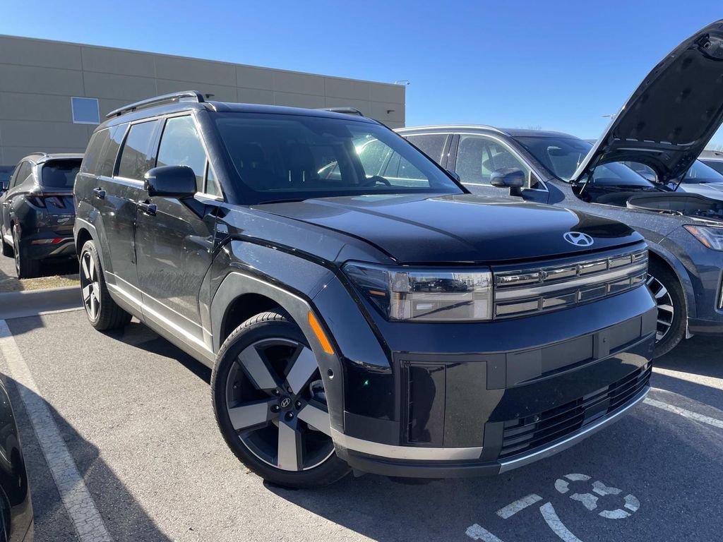 2025 Hyundai Santa Fe Limited's photo