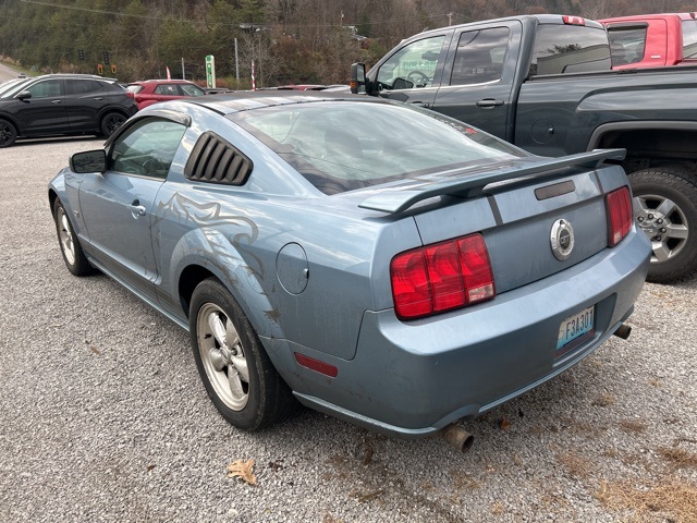 2007 Ford Mustang GT Premium photo 2