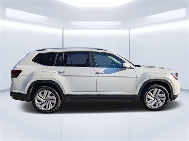 2021 Volkswagen Atlas SEL photo 2