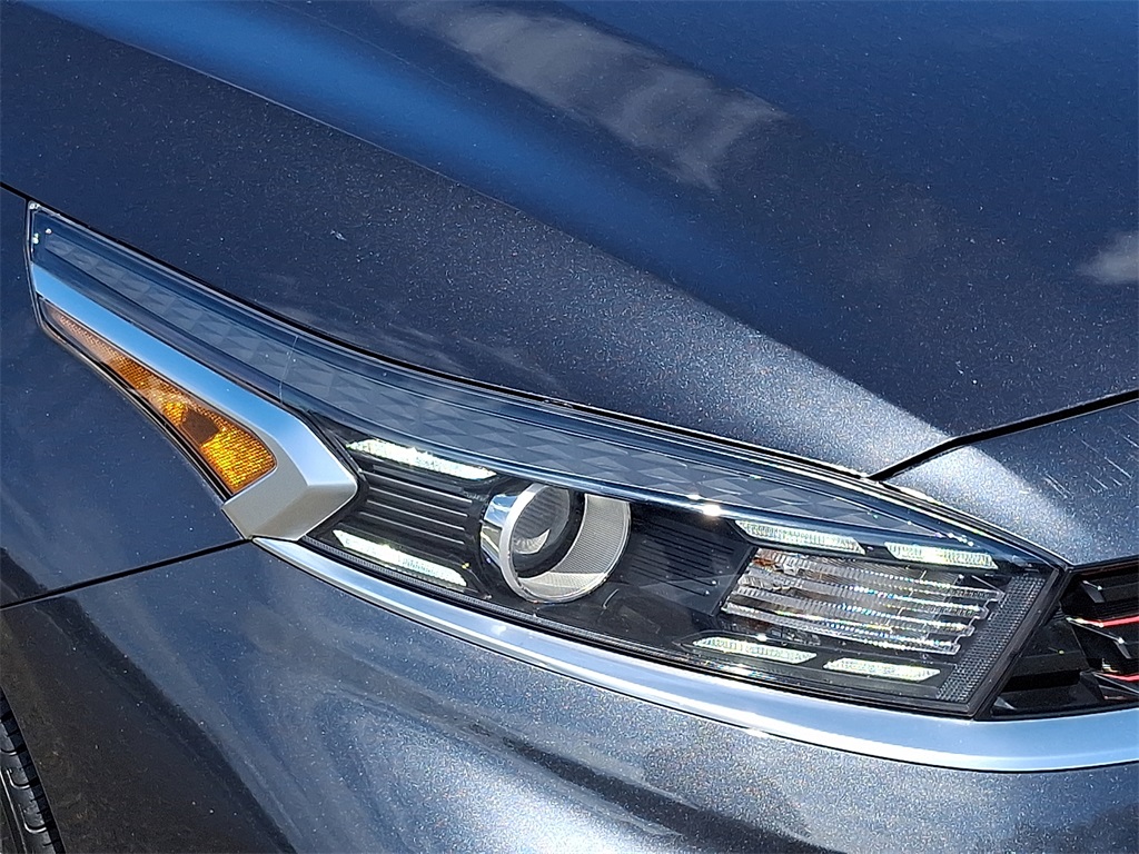 2023 Kia Forte GT-Line photo 9