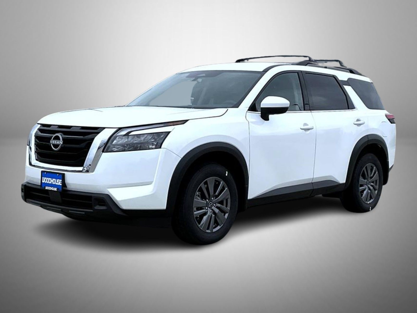 2025 Nissan Pathfinder SV's photo