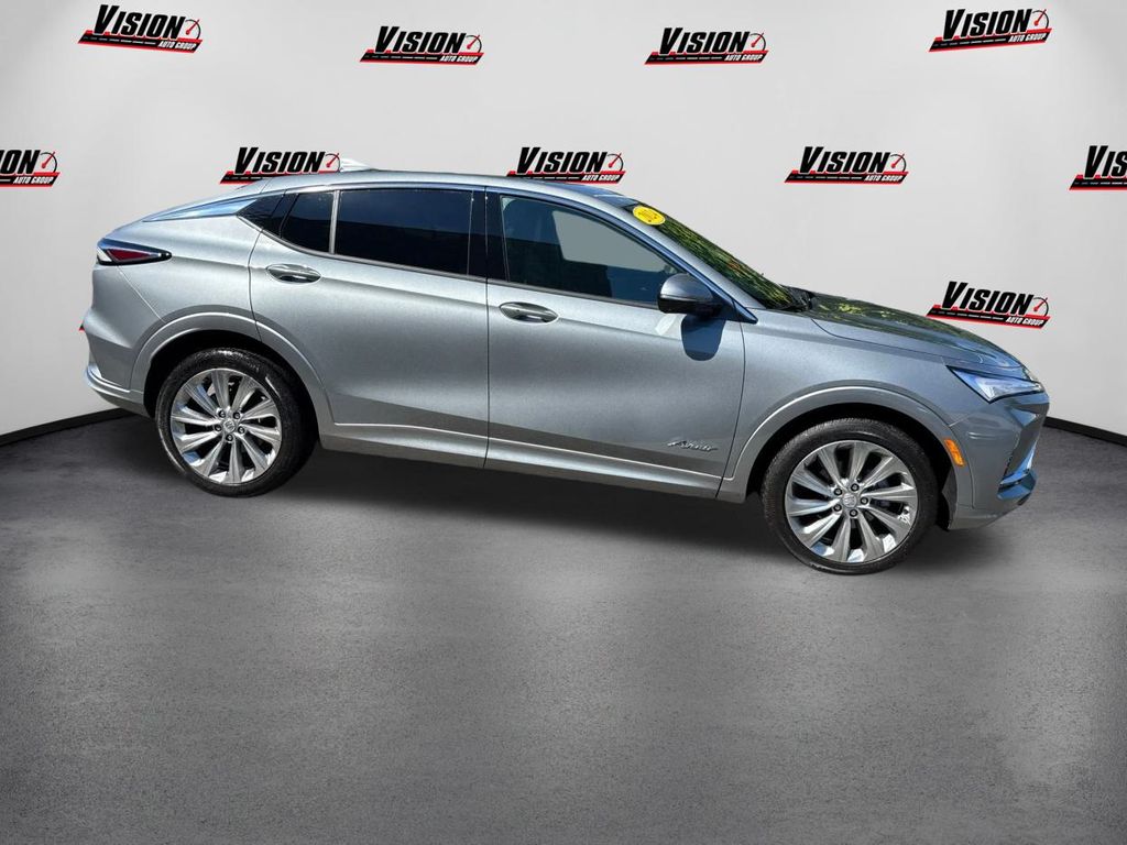 2024 Buick Envista Avenir photo 4