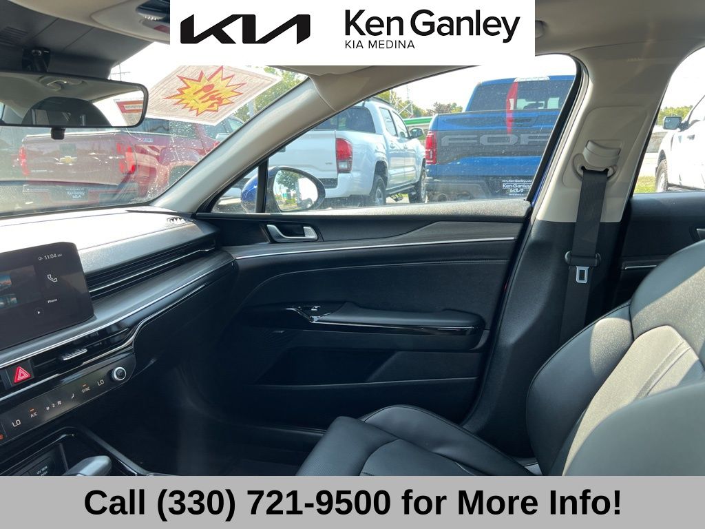 2025 Kia K5 EX photo 37