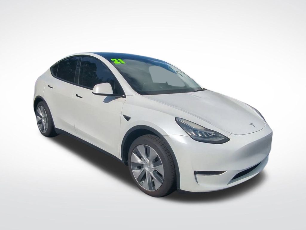 Used 2021 Tesla Model Y Standard Range with VIN 5YJYGDED0MF109650 for sale in Bradenton, FL