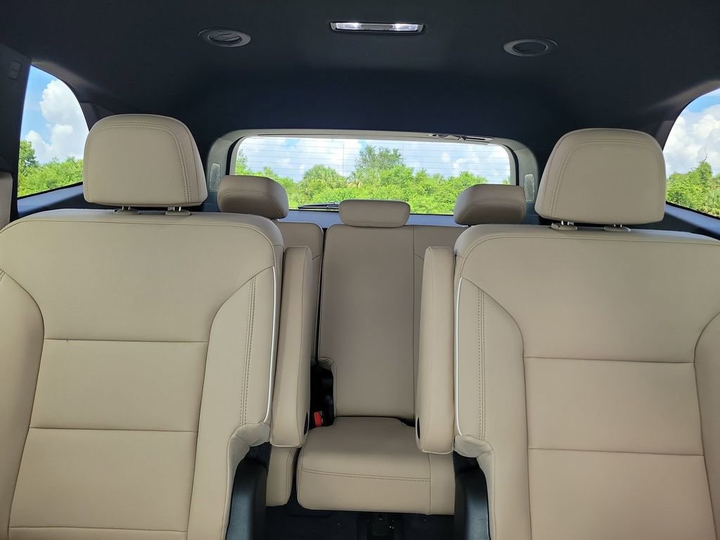 2025 Buick Enclave Preferred photo 11