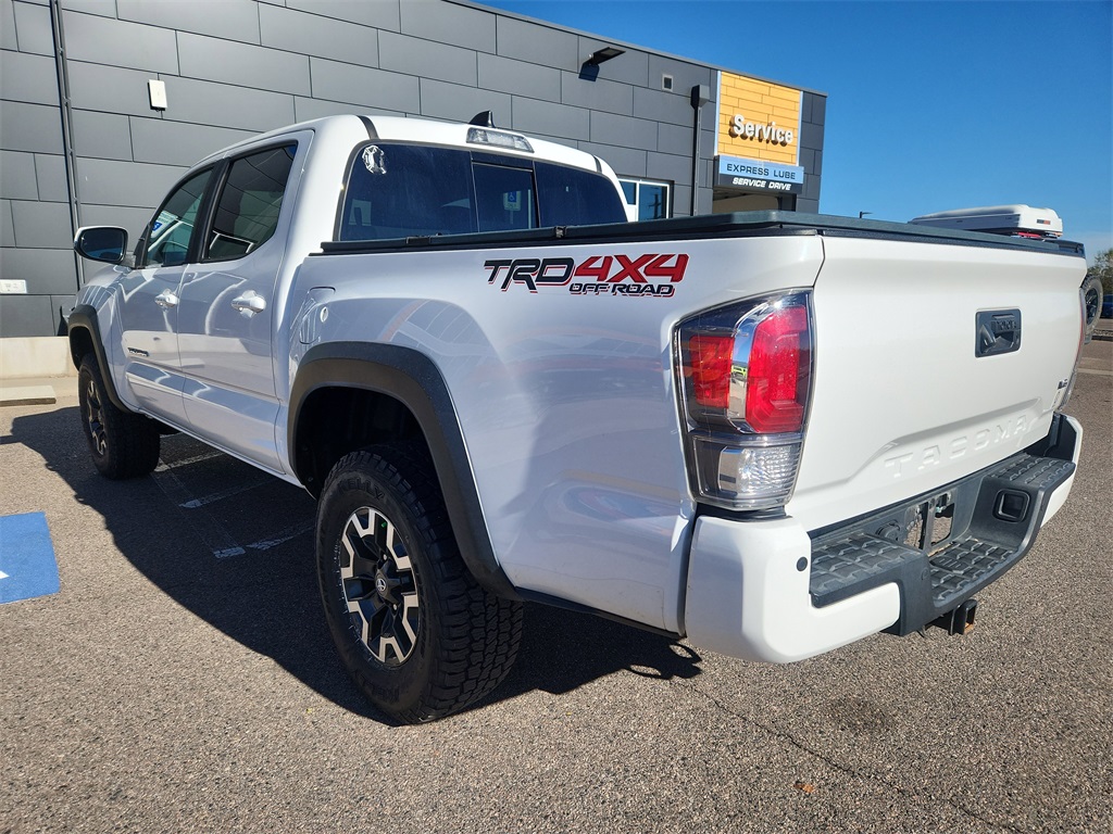 2020 Toyota Tacoma TRD Off-Road photo 4
