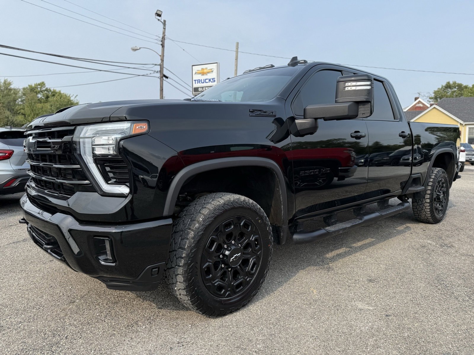 2024 Chevrolet Silverado 2500HD LT photo 2