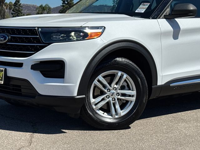 2022 Ford Explorer XLT photo 3