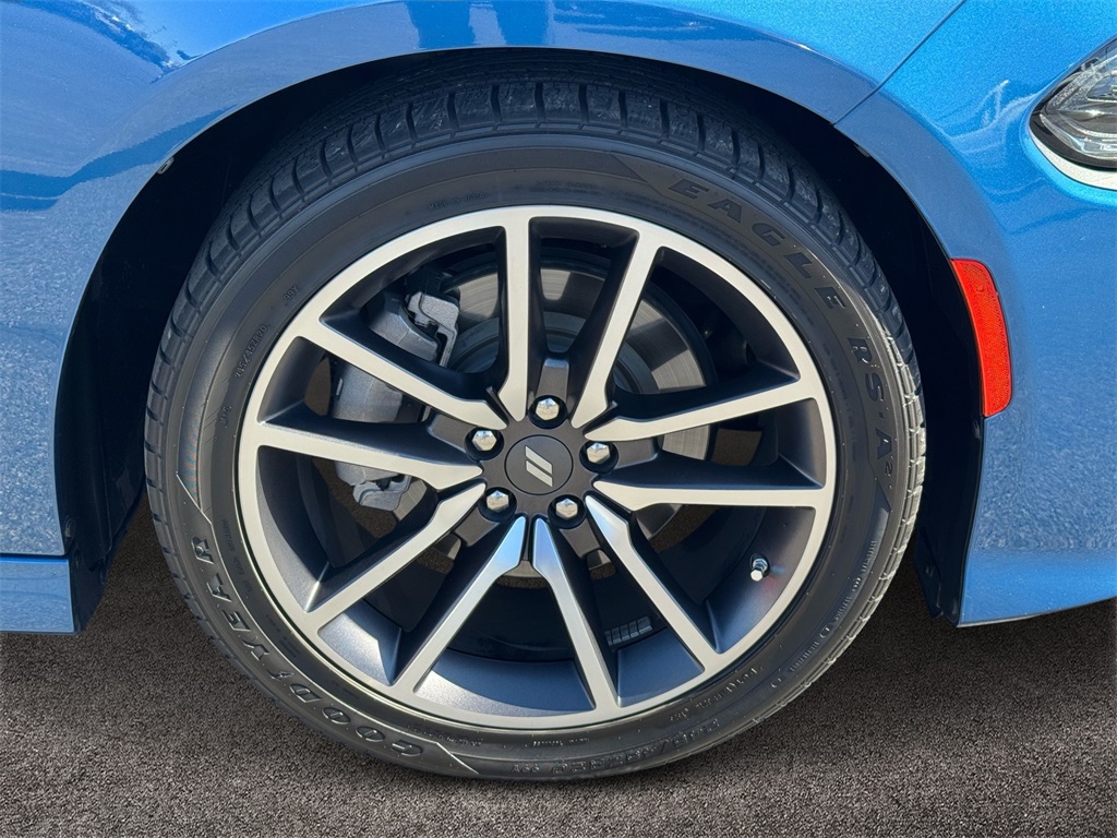 2023 Dodge Charger R/T photo 8