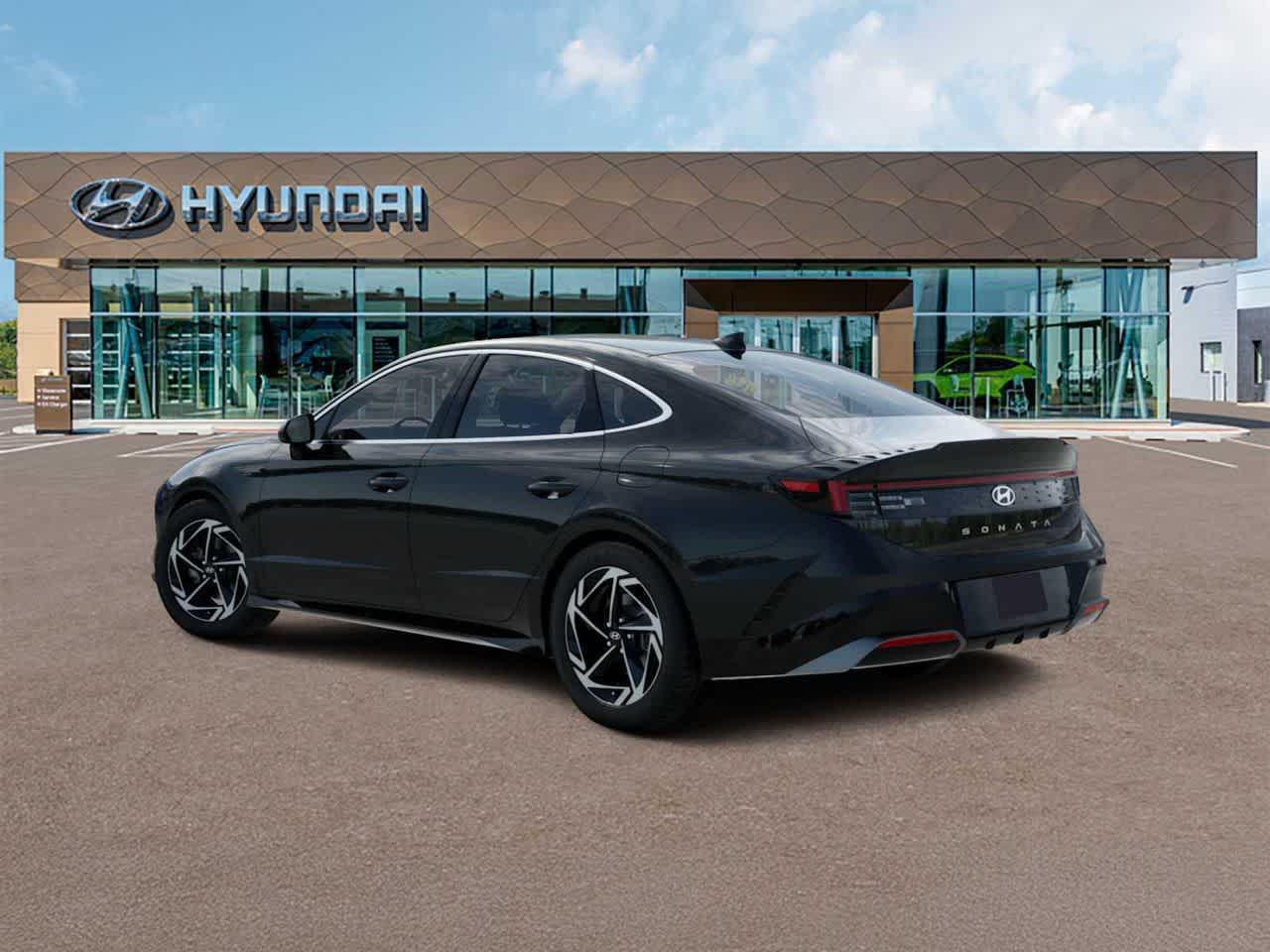 2026 Hyundai Sonata SEL Sport photo 2
