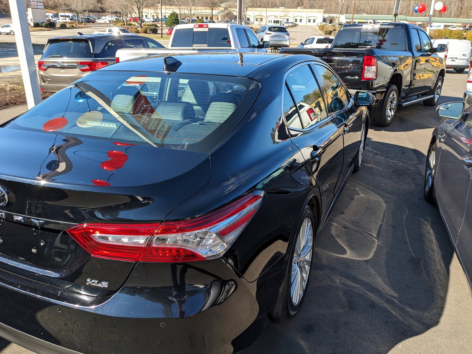 PreOwned 2018 Toyota Camry XLE 4dr Car in Roxboro 030415 CBS Quality Cars