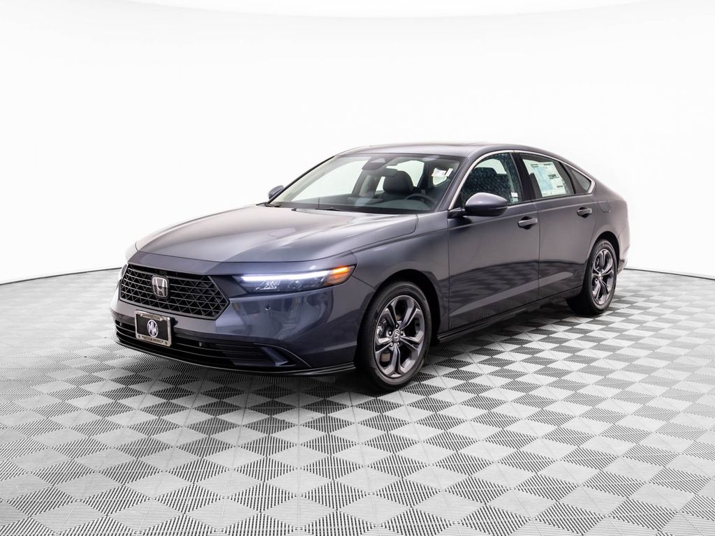 2025 Honda Accord Hybrid EX-L's photo