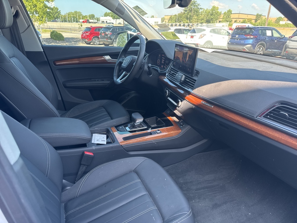 2023 Audi Q5 45 S line Premium photo 8