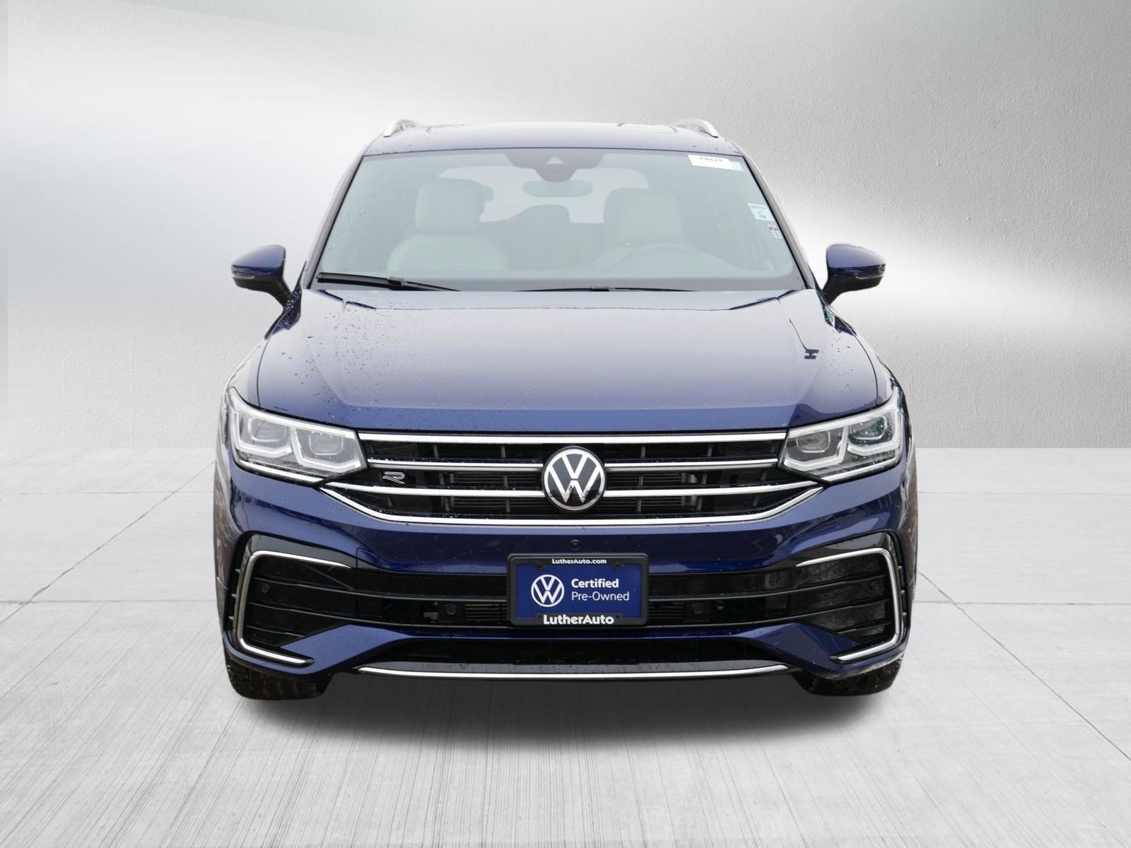 Used 2024 Volkswagen Tiguan SEL R-LINE with VIN 3VV4B7AXXRM114888 for sale in Brooklyn Center, Minnesota