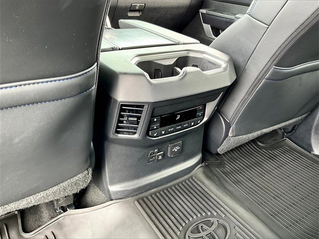 2024 Toyota Sequoia 350 F SPORT photo 24