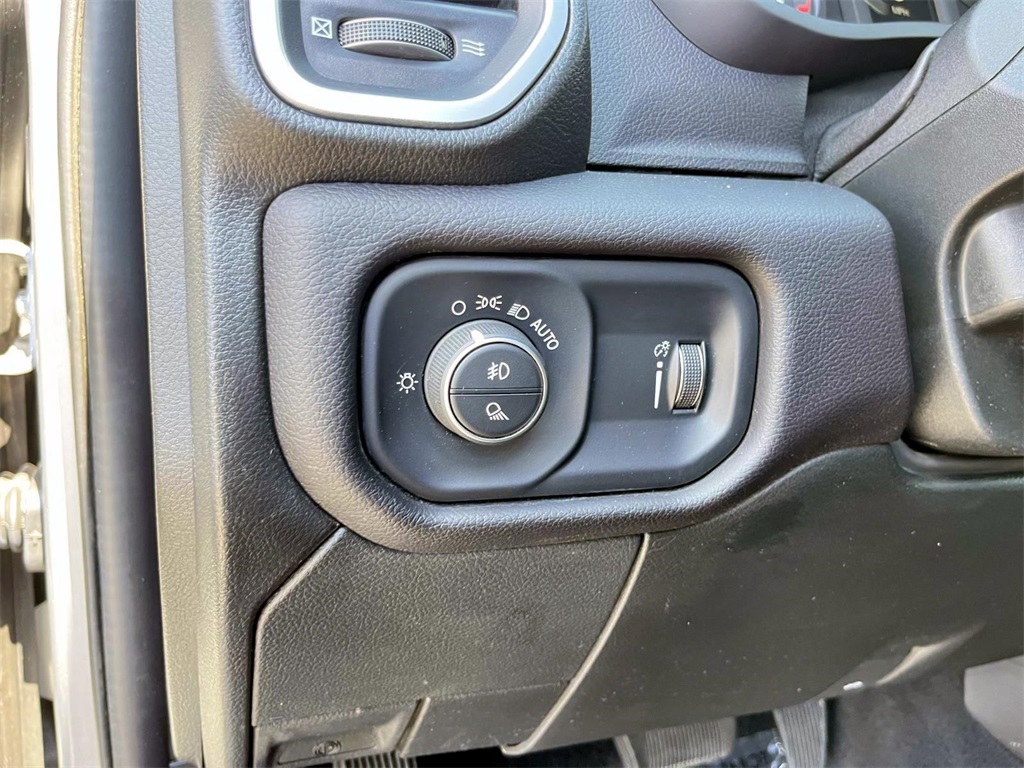 2024 Ram 2500 Big Horn photo 12