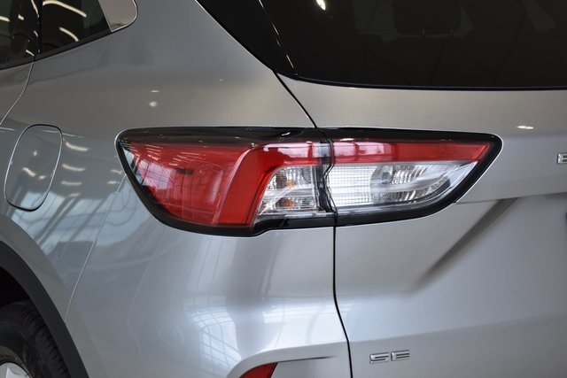 2022 Ford Escape SE photo 7