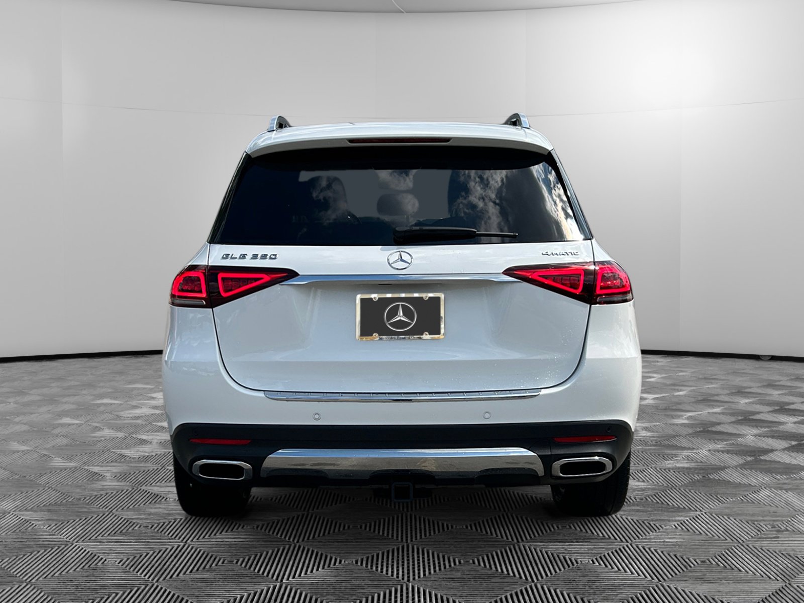 2022 Mercedes Benz GLE 350 4MATIC photo 4