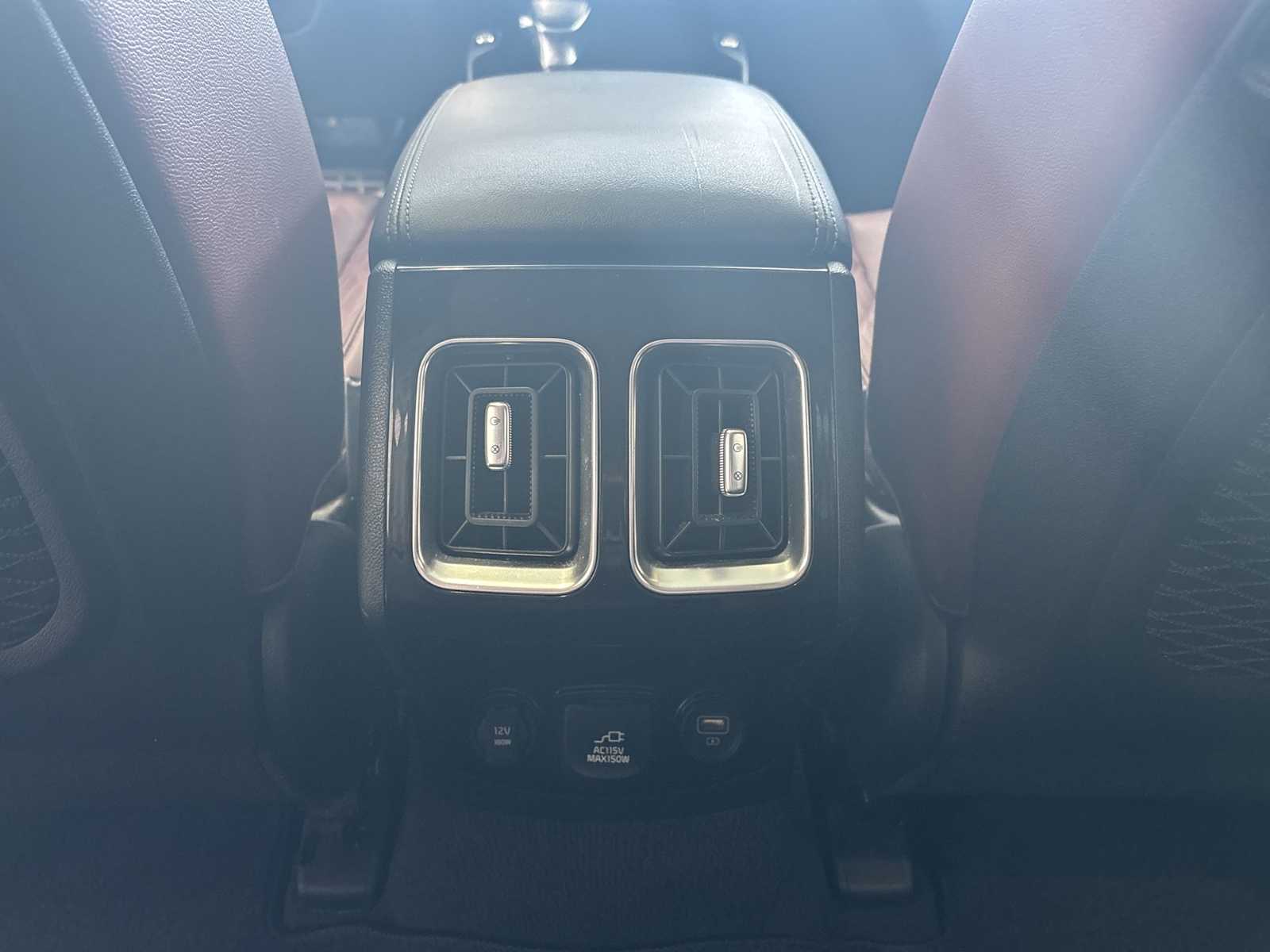 2022 Kia Sorento SX photo 19
