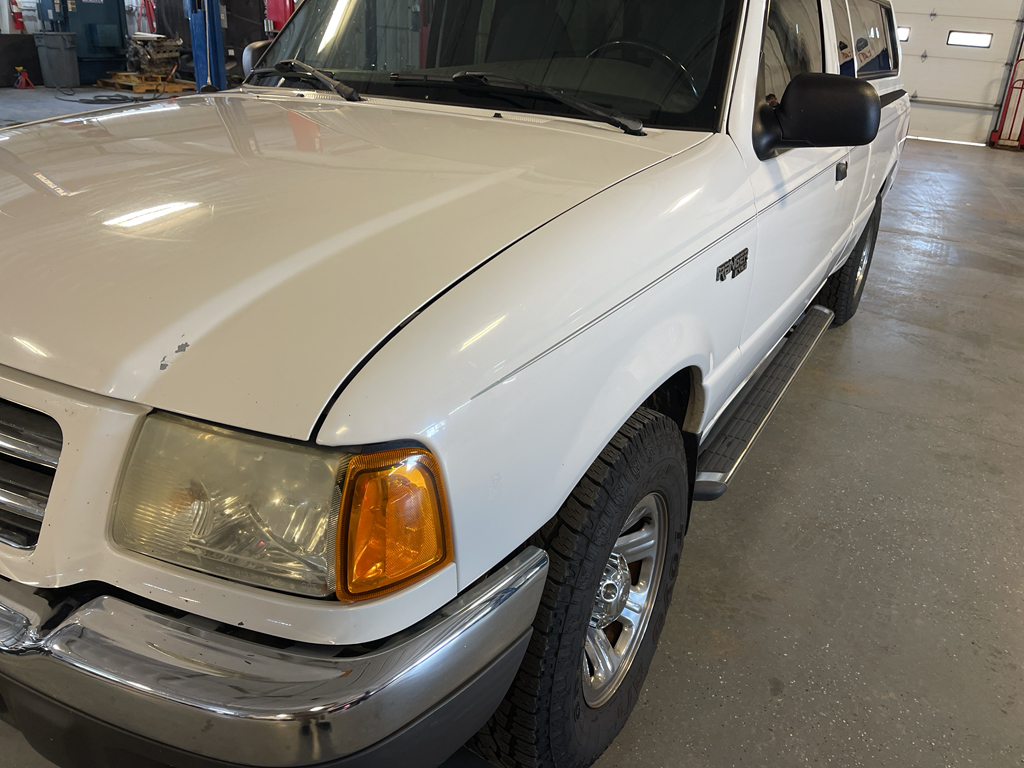 2002 Ford Ranger XLT photo 17