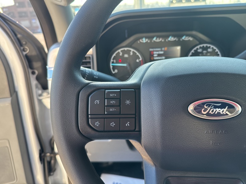 2024 Ford F-600 photo 18