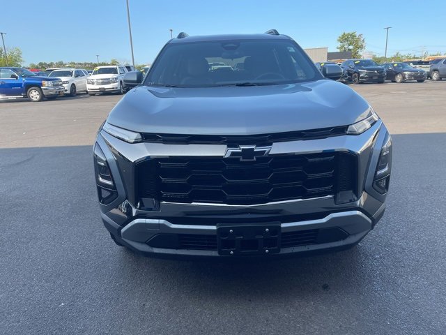 2026 Chevrolet Equinox ACTIV photo 2