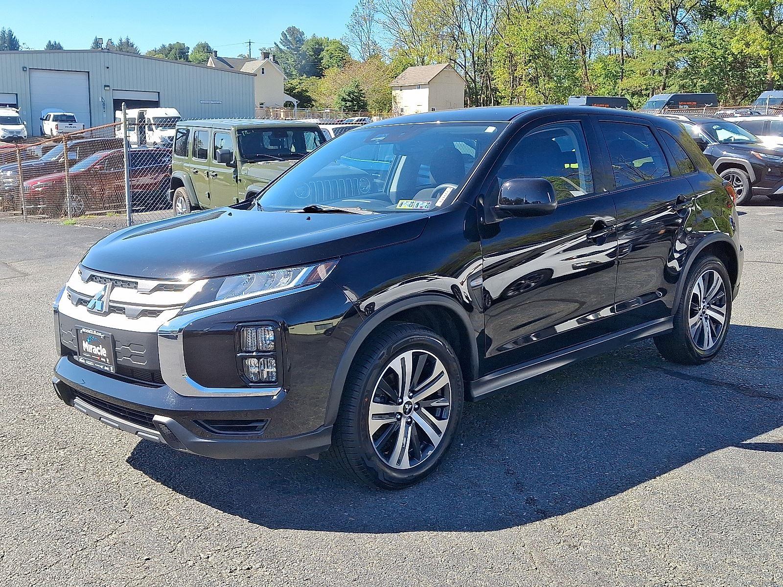 2024 Mitsubishi Outlander Sport ES LE SE photo 2