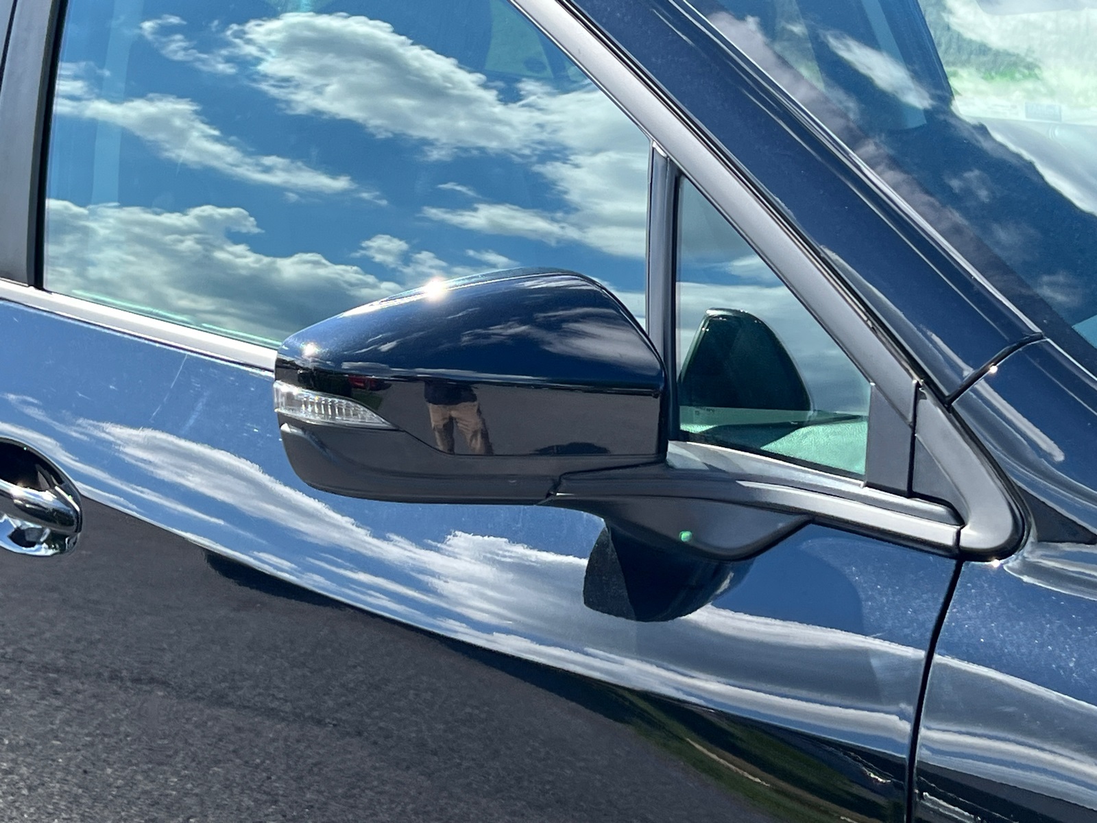 2020 Subaru Outback Onyx Edition XT photo 8