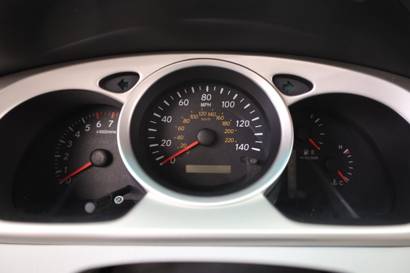 2005 Toyota Highlander photo 14