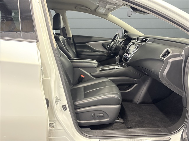 2022 Nissan Murano SV photo 25