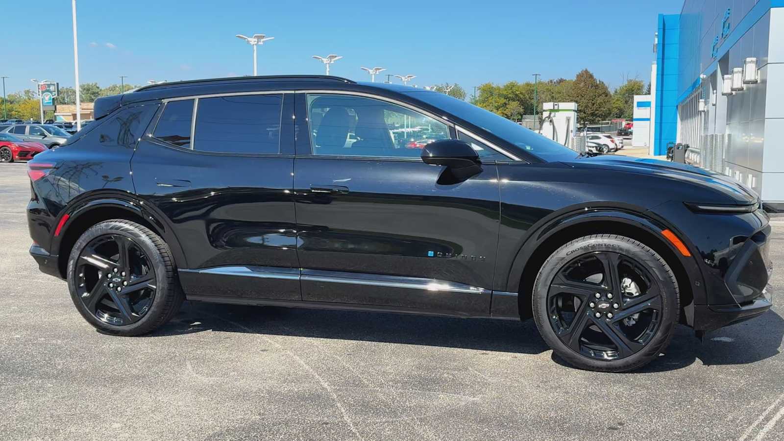 2024 Chevrolet Equinox EV 3RS photo 9