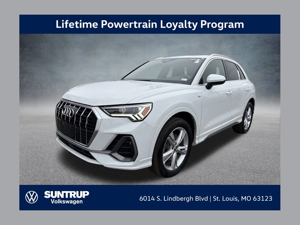 2020 Audi Q3 S Line Premium Plus's photo