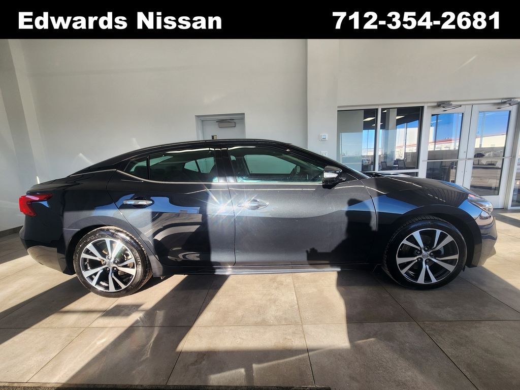 2017 Nissan Maxima Platinum