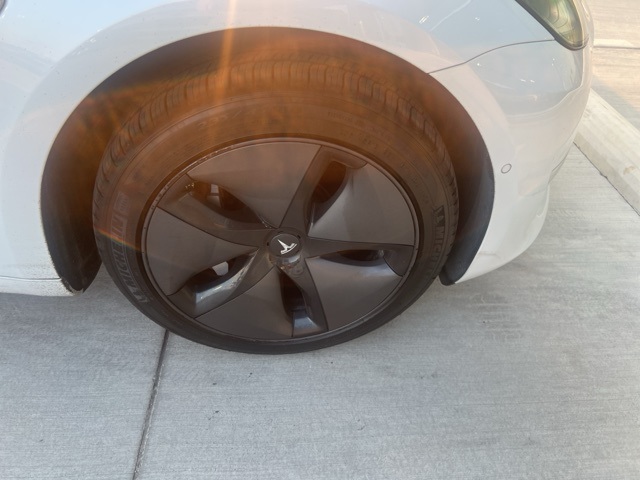 2018 Tesla Model 3 Long Range photo 4
