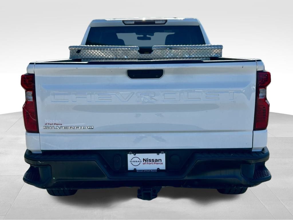2021 Chevrolet Silverado 1500 photo 4