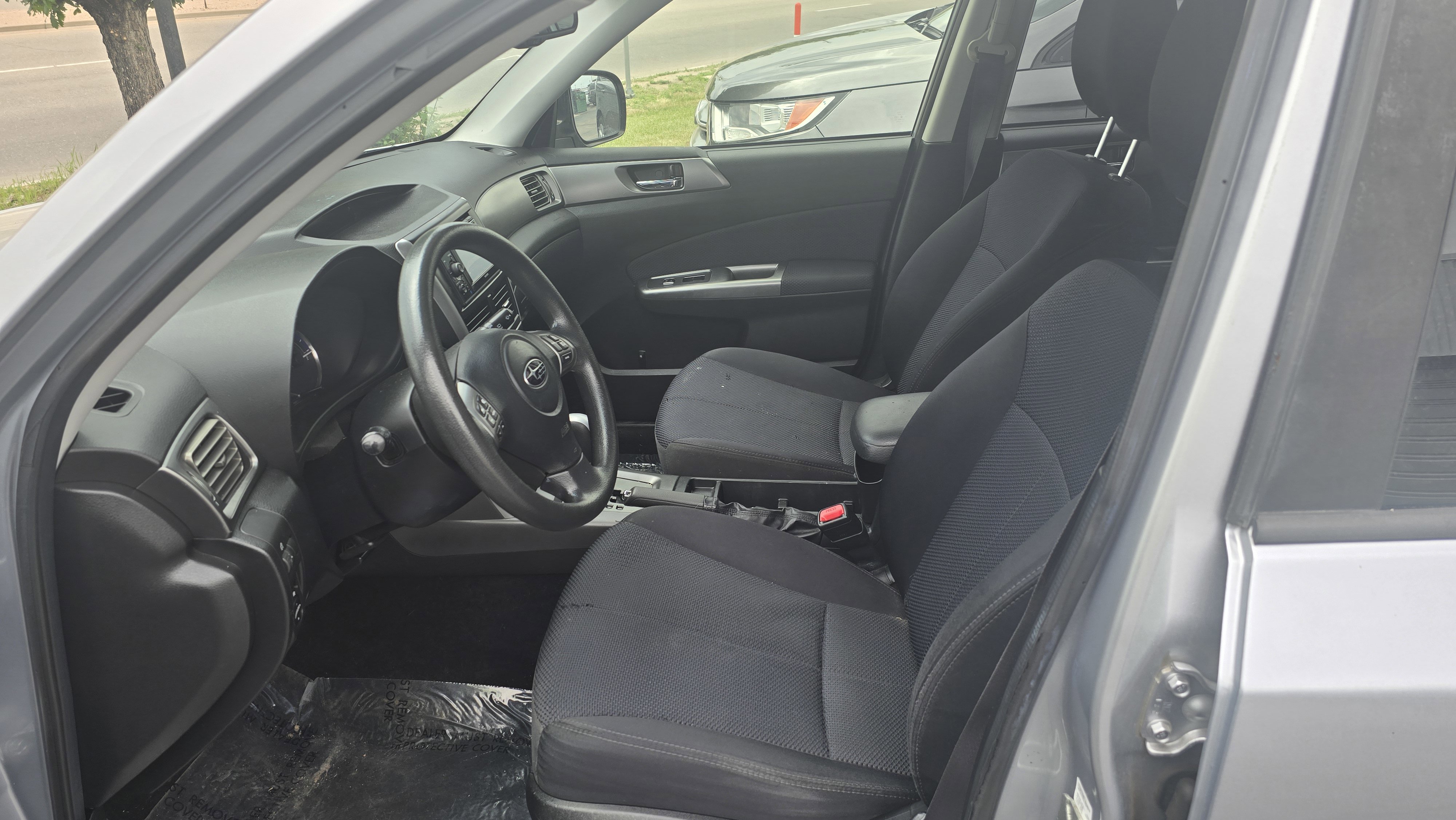 2012 Subaru Forester 2.5X Premium photo 2