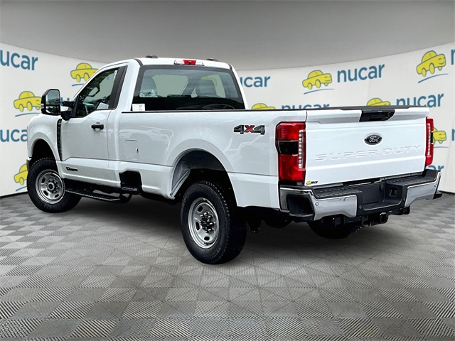 2025 Ford F-250 photo 3
