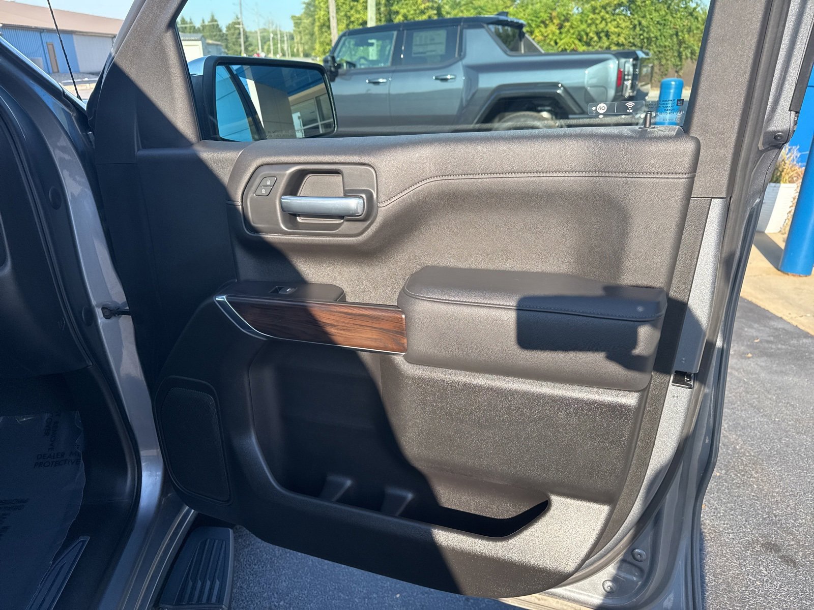 2021 Gmc Sierra 1500 SLT photo 24