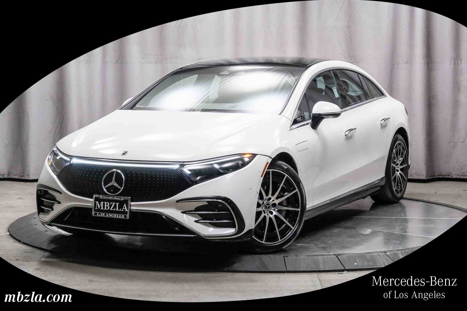 2022 Mercedes-Benz EQS's photo