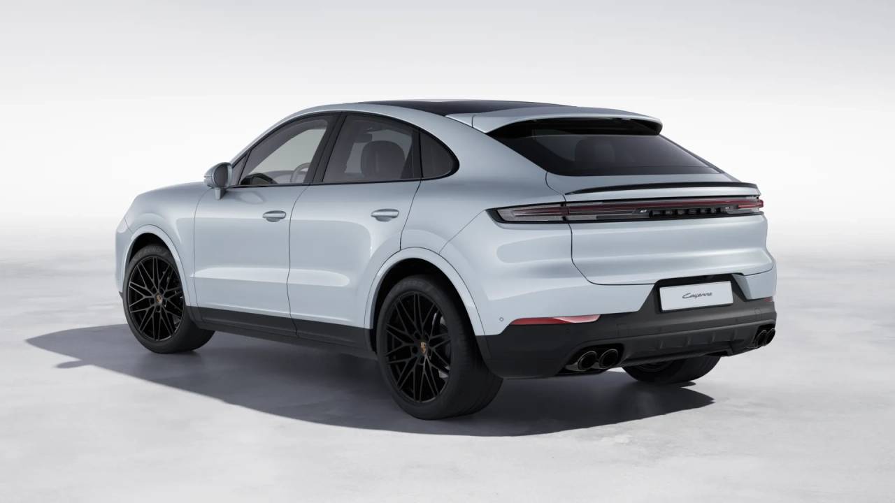 2026 Porsche Cayenne Coupe photo 3