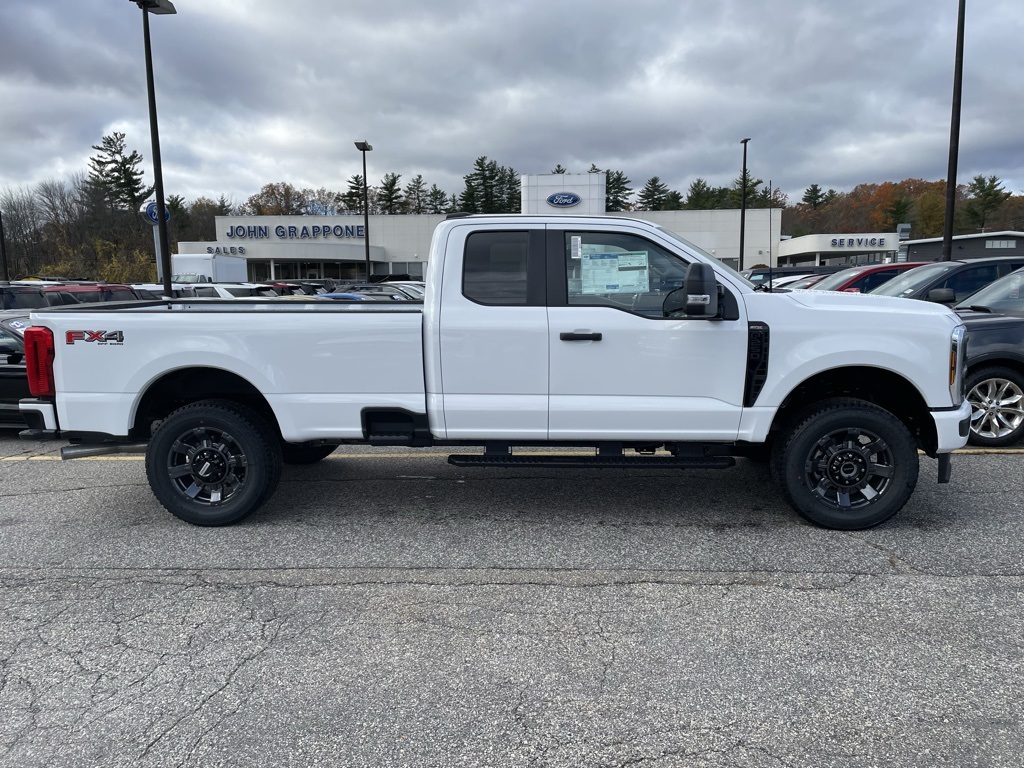 2026 Ford F-250 XL photo 2